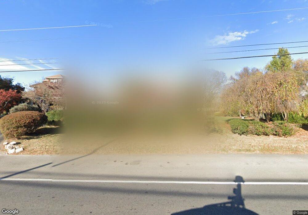 1621 W Main St, Waynesboro, VA 22980 - photo 1