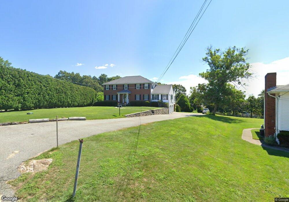 39 Sherman Place, Woburn, MA 01801 - photo 1