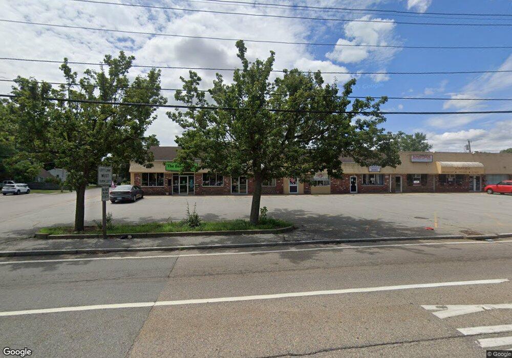 2424 W Shore Rd unit 3, Warwick, RI 02889 - photo 1