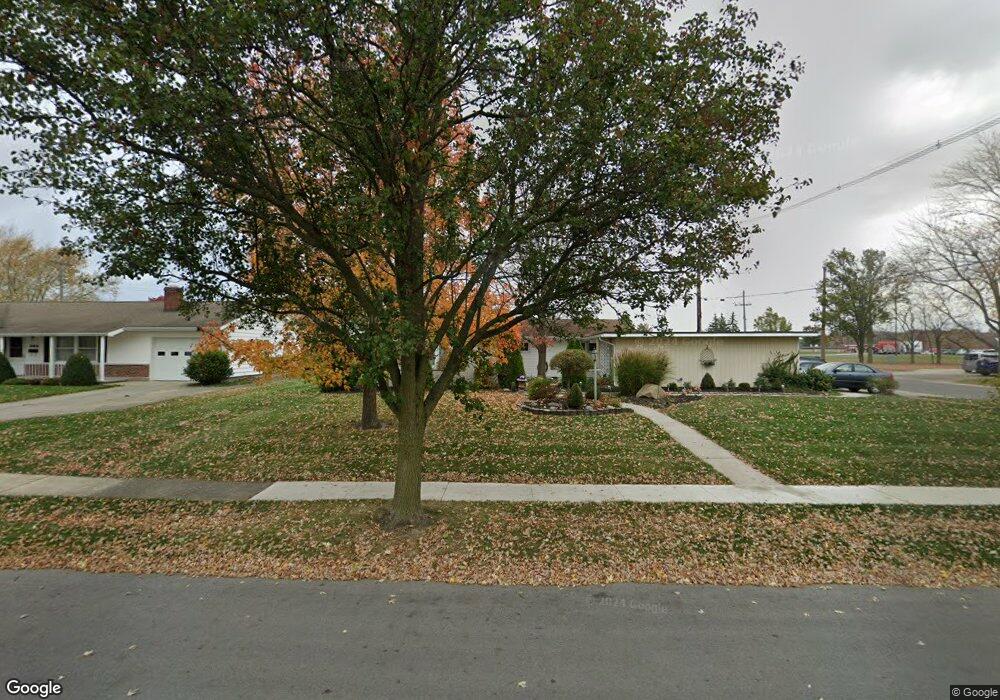 302 Stinebaugh Dr, Wapakoneta, OH 45895 - photo 1