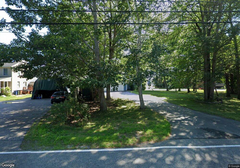 639 Ferry Rd, Saco, ME 04072 - photo 1