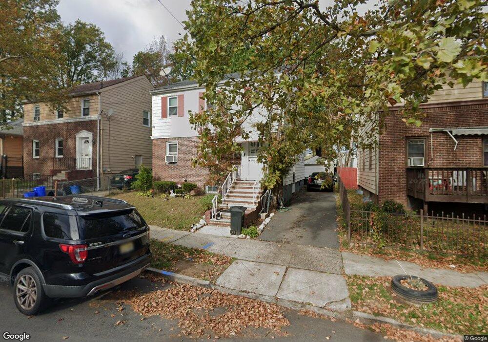 301 Weequahic Ave unit 303, Newark, NJ 07112 - photo 1