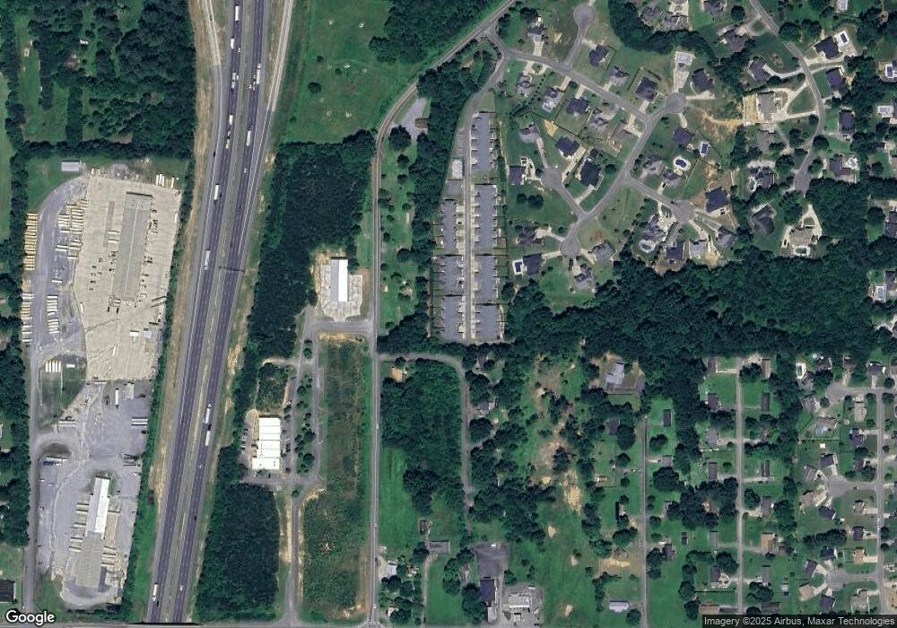 121 Arbor Place NE, Calhoun, GA 30701 - photo 1