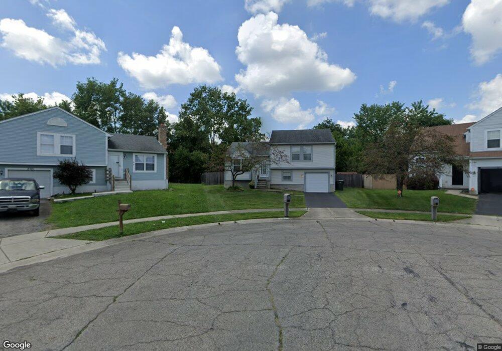 2307 Autumn Village Ct, Columbus, OH 43223 - photo 1