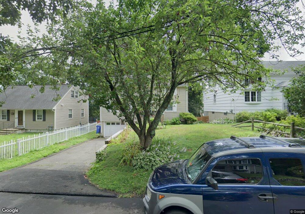 8 Earl St, Norwalk, CT 06854 - photo 1