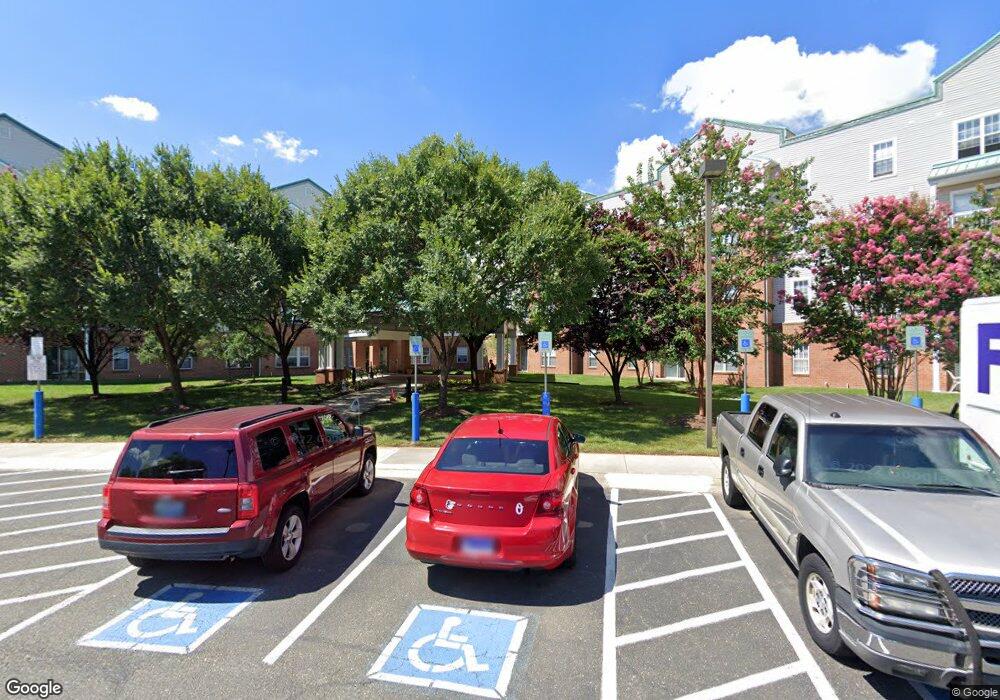 7901 Laurel Lakes Ct, Laurel, MD 20707 - photo 1