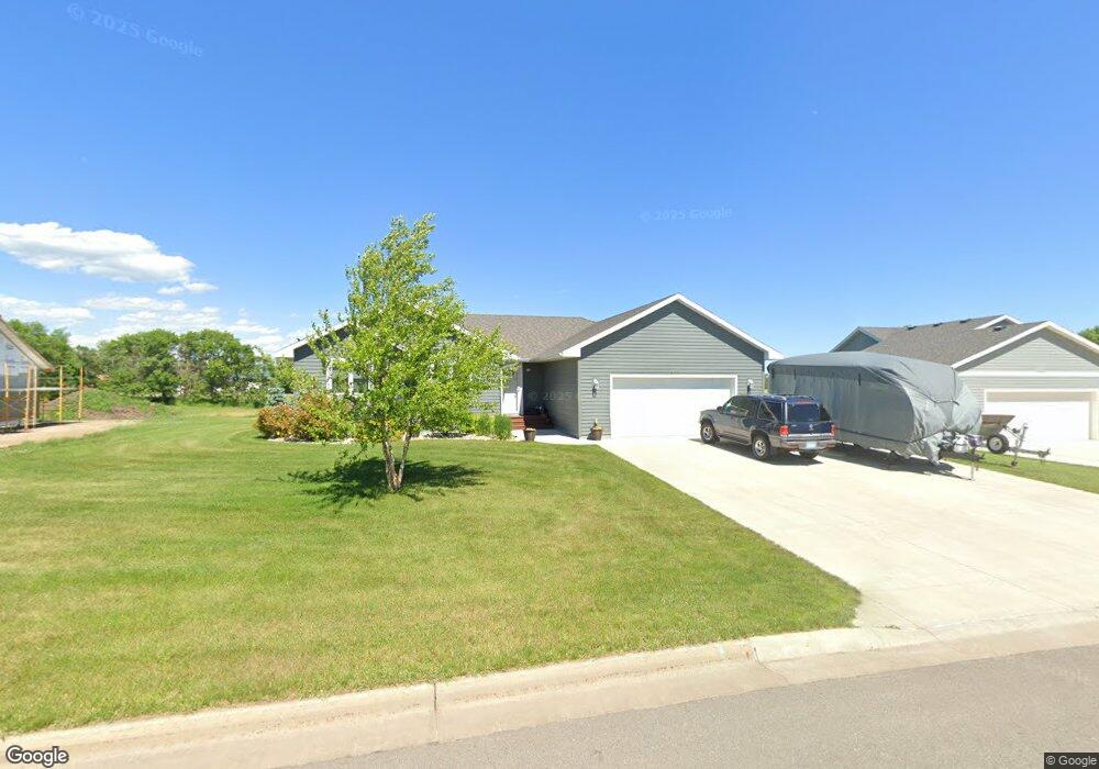 995 Abbygail Dr, Alexandria, MN 56308 - photo 1