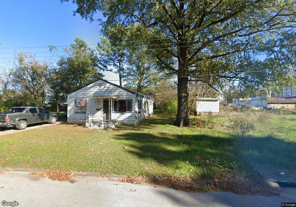 504 N Maple St, Stuttgart, AR 72160 - photo 1
