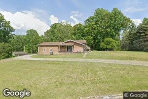 132 Jones St, Fayetteville, WV 25840
