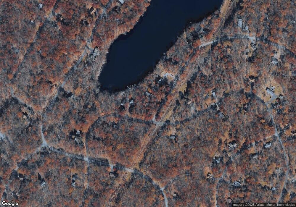 107 Mockingbird Ct, Bushkill, PA 18324 - photo 1