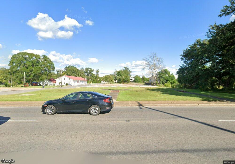 210 N Pine St, Deridder, LA 70634 - photo 1