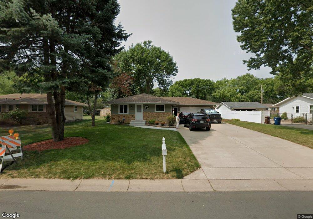 10015 Nathan Ln N, Maple Grove, MN 55369 - photo 1