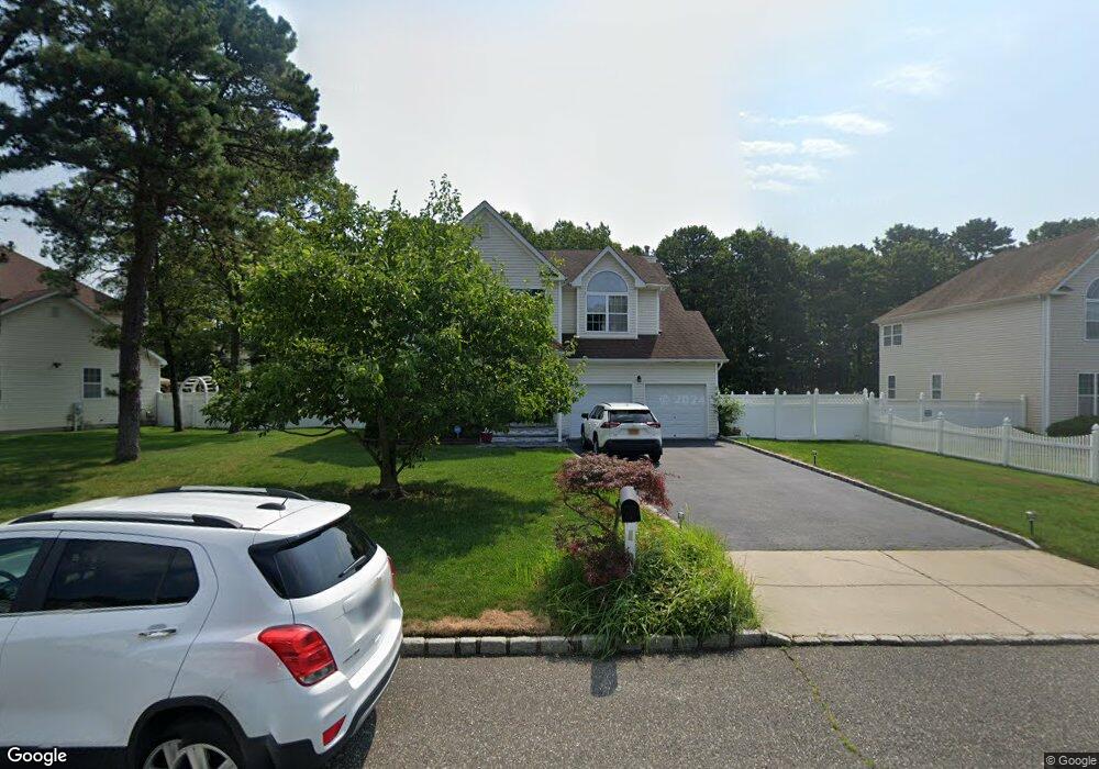 19 Bloomington St, Medford, NY 11763 - photo 1