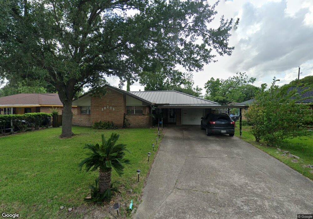 10225 Hollyglen Dr, Houston, TX 77016 - photo 1