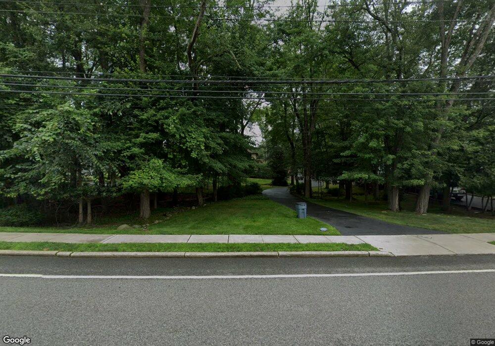 305 Rivervale Rd, Rivervale, NJ 07675 - photo 1