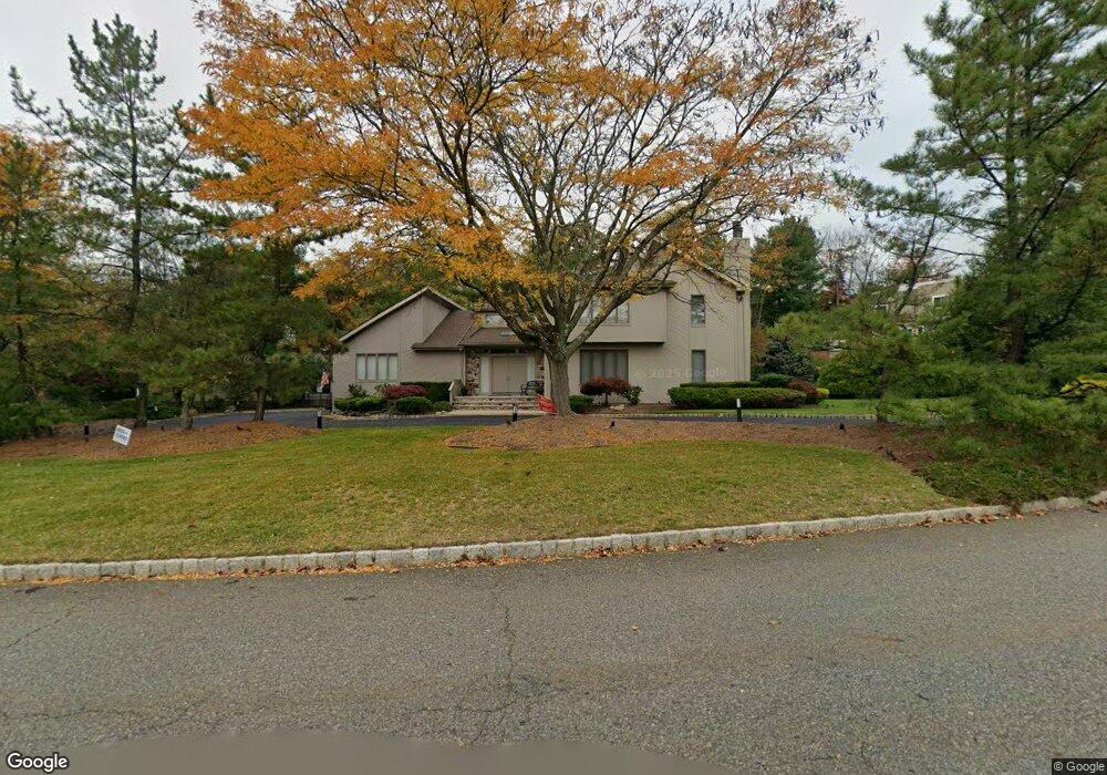 7 Sparrow Dr, Caldwell, NJ 07006 - photo 1