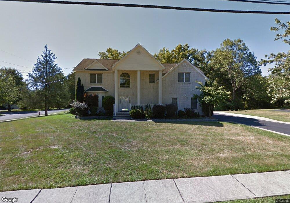 991 Gates Ave, Piscataway, NJ 08854 - photo 1
