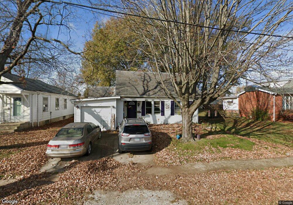 509 S Cherry St, Effingham, IL 62401 - photo 1