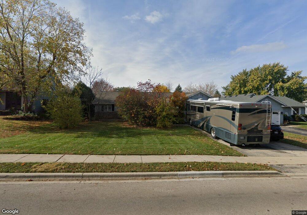 403 Crystal Lake Rd, Lake In the Hills, IL 60156 - photo 1