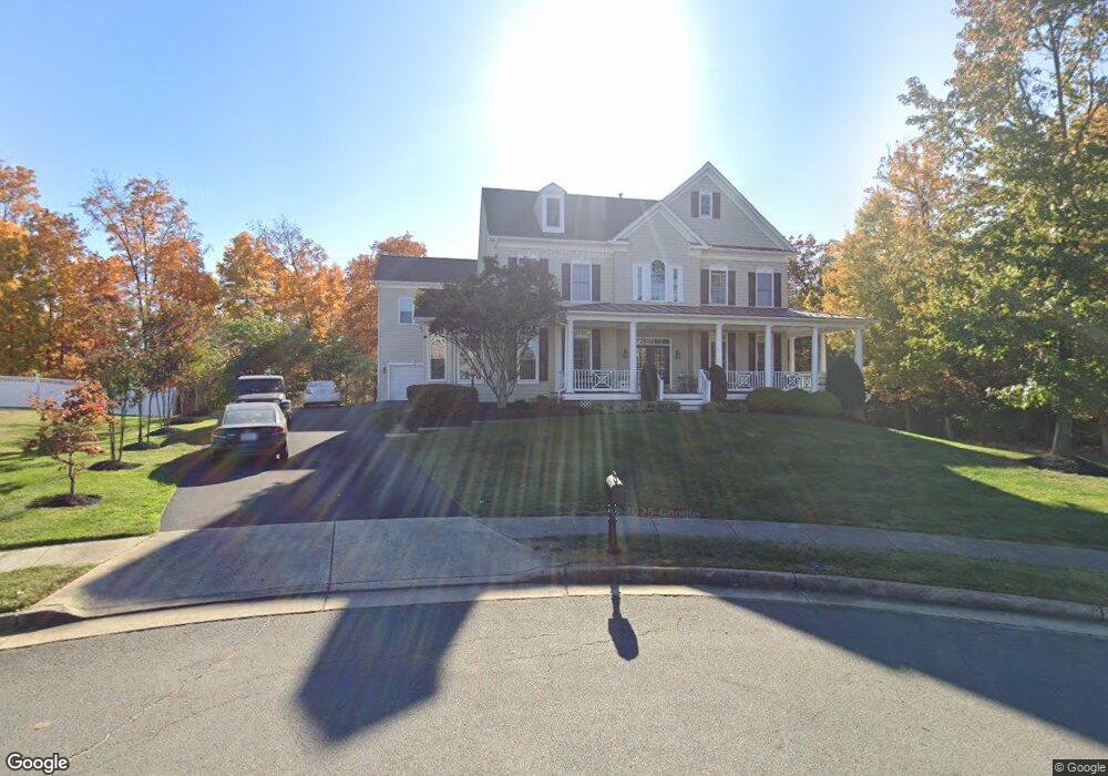 43479 Savoy Woods Ct, Chantilly, VA 20152 - photo 1