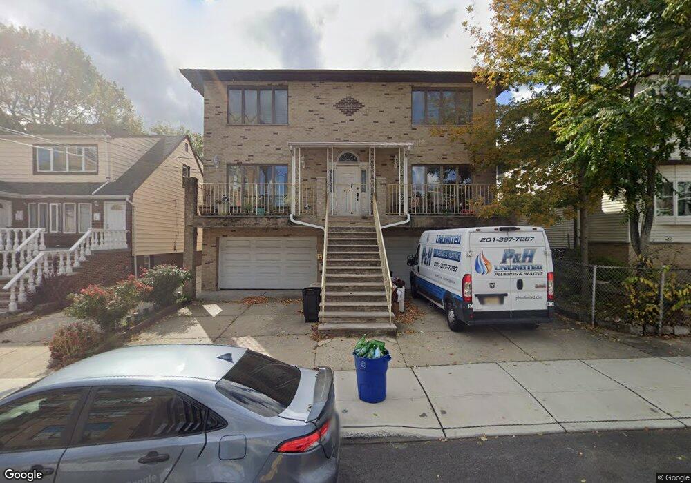 272 Lafayette Ave, Cliffside Park, NJ 07010 - photo 1