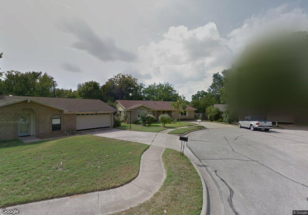 1009 Atlanta Dr, Bedford, TX 76022 - photo 1