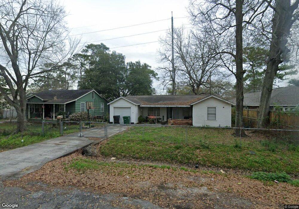 509 Twin Oaks St, Houston, TX 77076 - photo 1