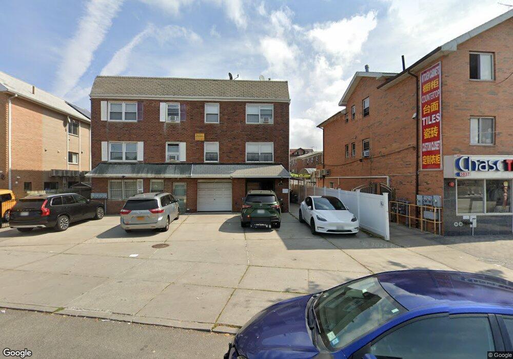 5835 College Point Blvd, Flushing, NY 11355 - photo 1
