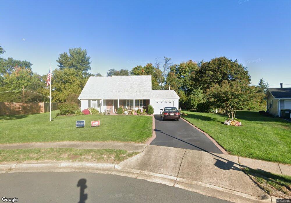 12806 Melvue Ct, Fairfax, VA 22033 - photo 1