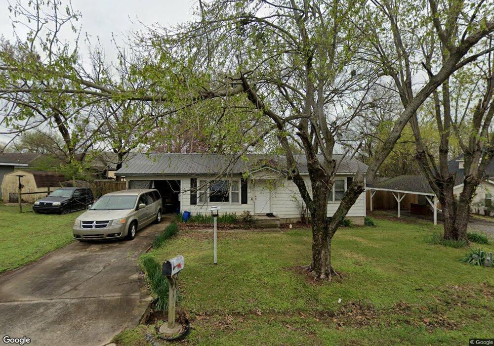 105 W Mccormick St, Prairie Grove, AR 72753 - photo 1