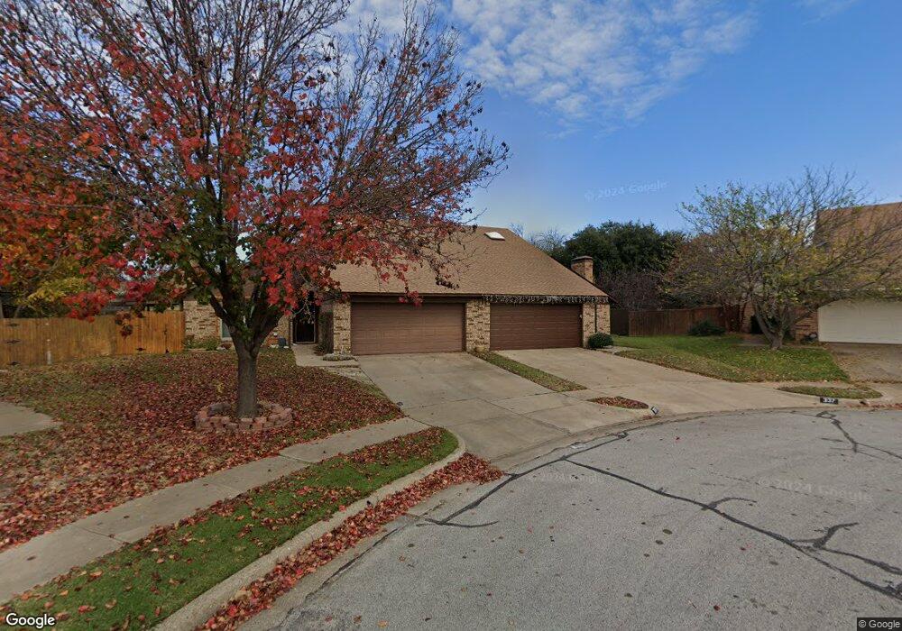 337 Mountain View Ct, Bedford, TX 76021 - photo 1