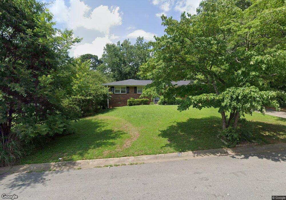 1556 Wren Rd, Jonesboro, GA 30238 - photo 1