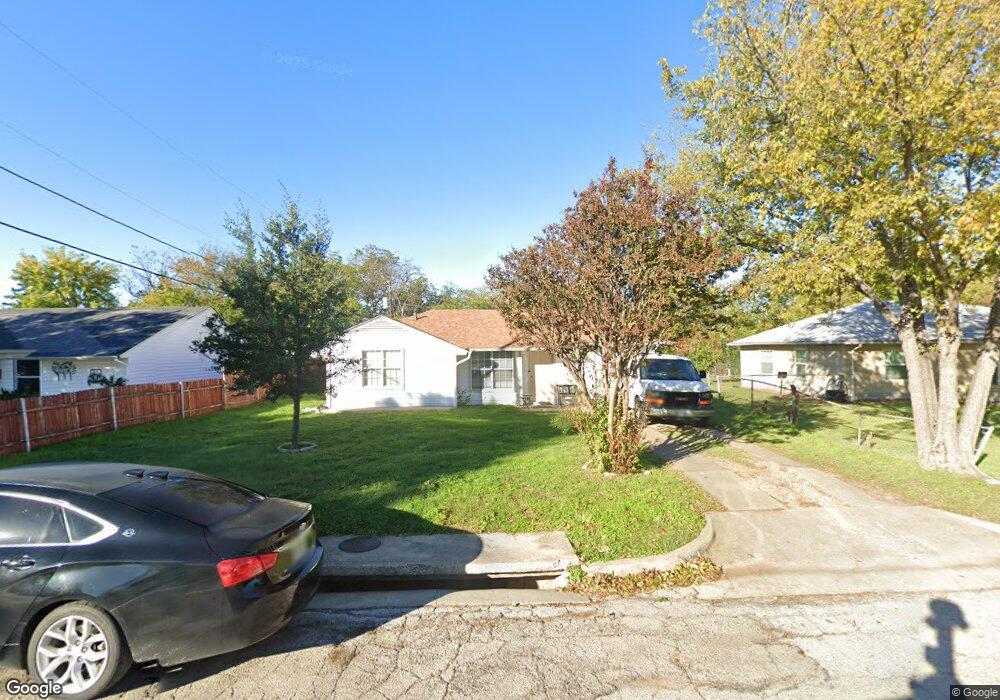 424 Choctaw Trace, Grand Prairie, TX 75051 - photo 1