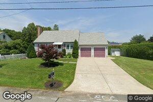 9 Viereck St, South Dartmouth, MA 02748