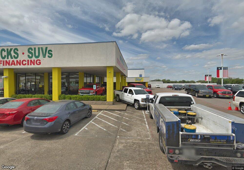 9501 N Fw, Houston, TX 77037 - photo 1