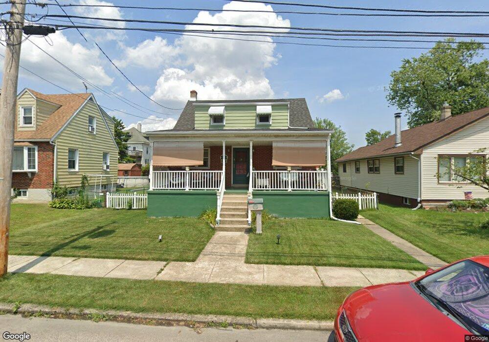 220 Sylvania Ave, Folsom, PA 19033 - photo 1