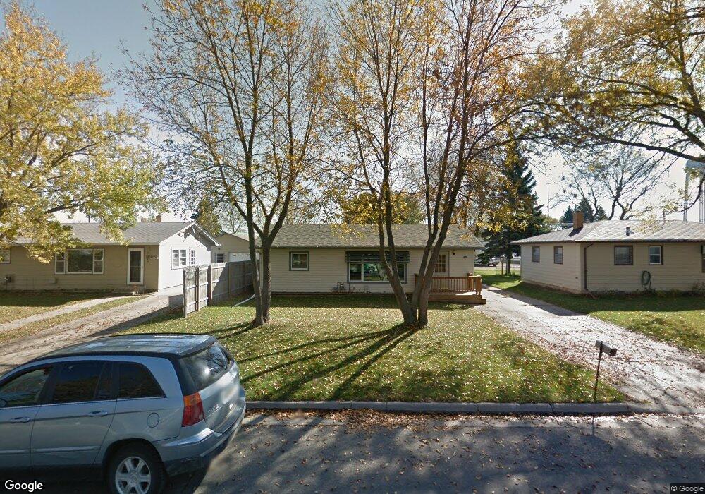 1509 5th Ave SW, Jamestown, ND 58401 - photo 1