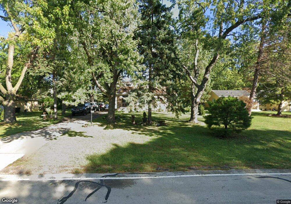 1060 Everett Ln, Des Plaines, IL 60018 - photo 1