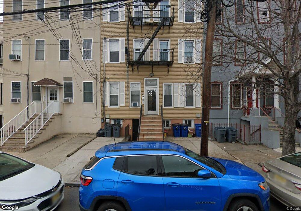 207 Webster Ave unit 1, Jersey City, NJ 07307 - photo 1