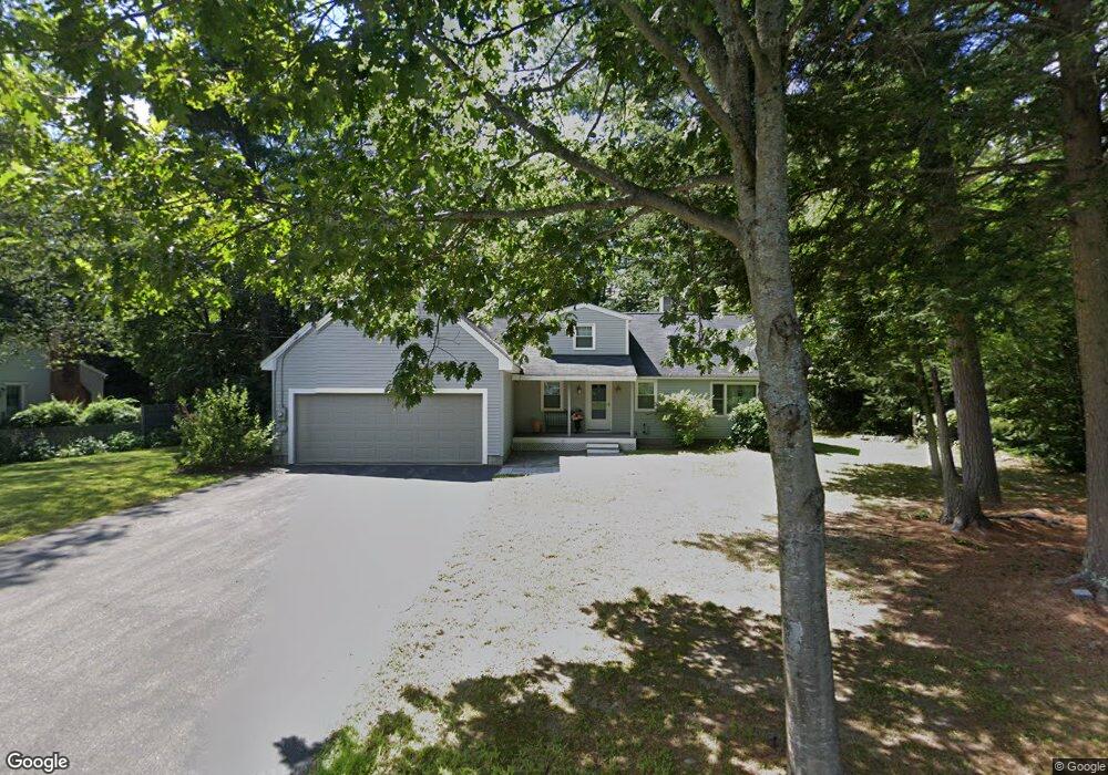 210 Pinewood Dr, Contoocook, NH 03229 - photo 1