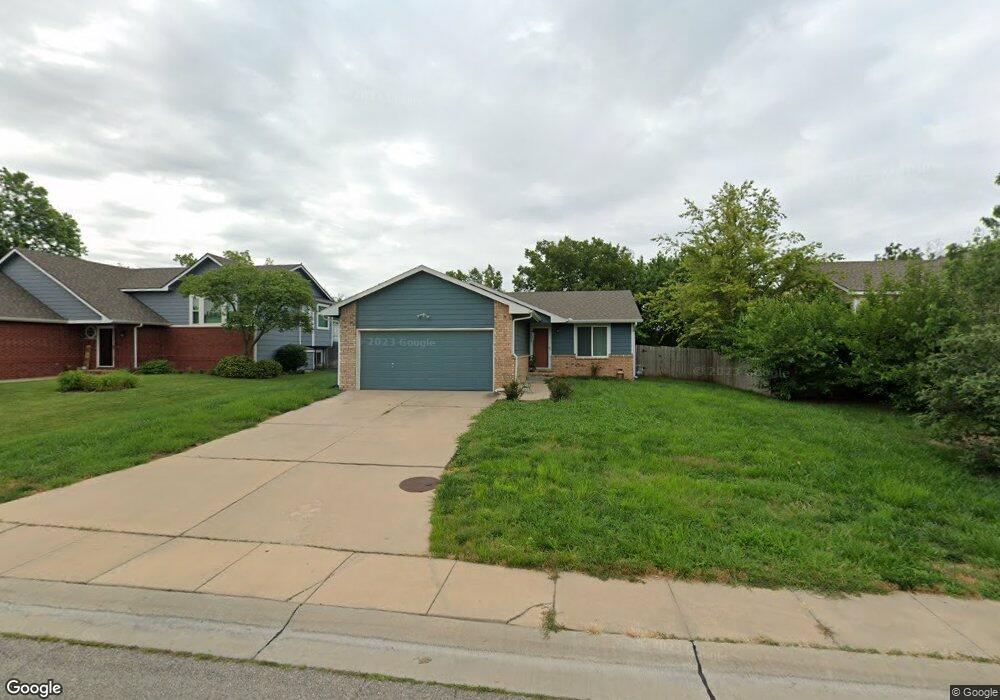 1673 N Prairie Run Cir, Mulvane, KS 67110 - photo 1