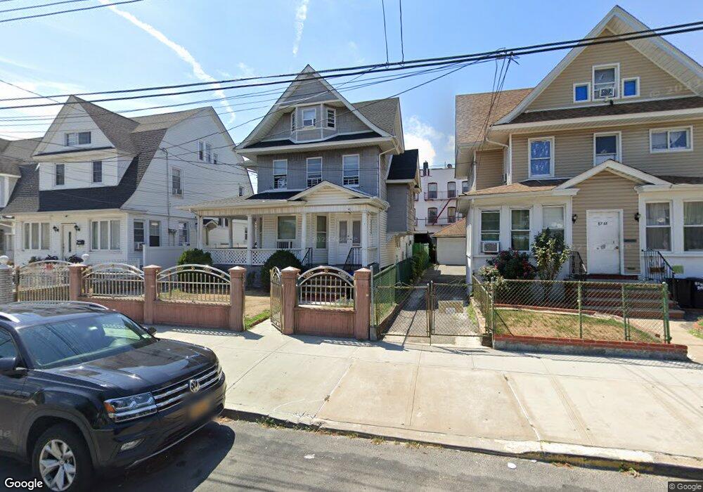 8772 113th St, Richmond Hill, NY 11418 - photo 1