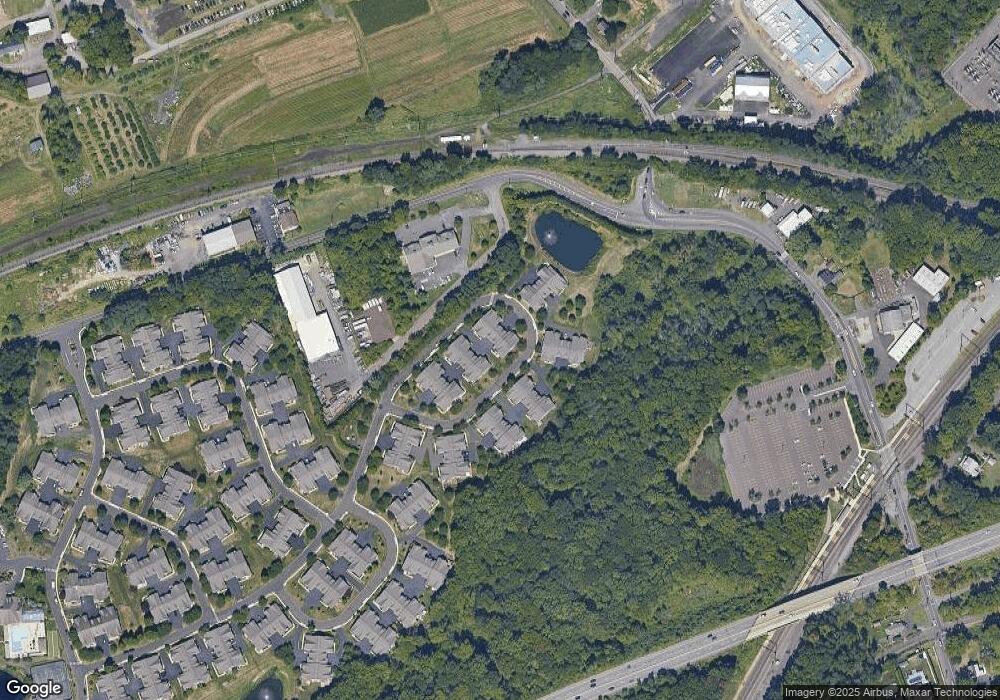 925 Daylily Dr unit V178, Langhorne, PA 19047 - photo 1