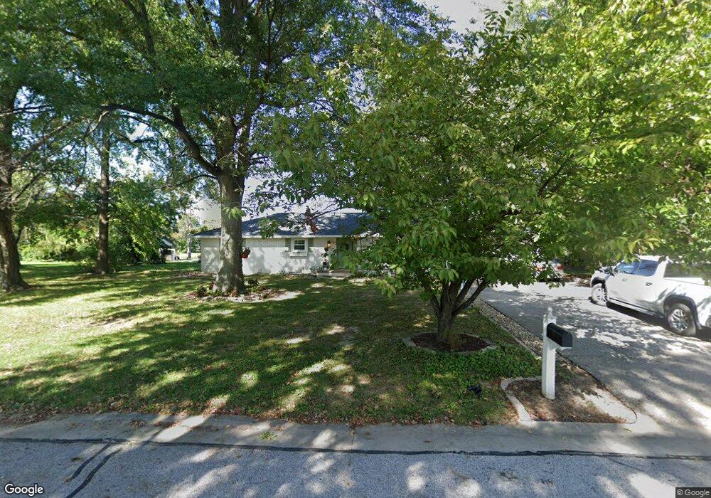 19 Lakeshore Ln, Collinsville, IL 62234 - photo 1