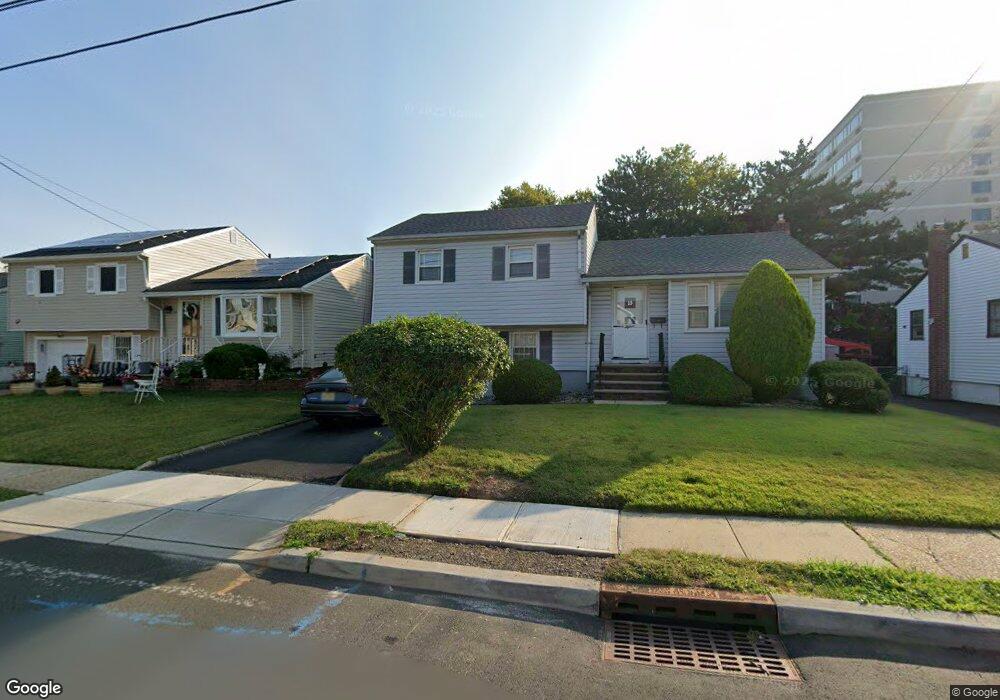 15 Carolynn Rd, Elizabeth, NJ 07201 - photo 1