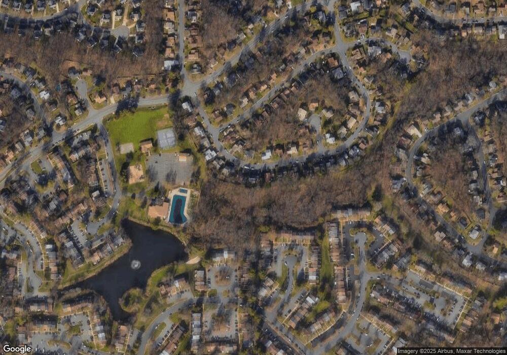 318 Avondale Dr, Sterling, VA 20164 - photo 1