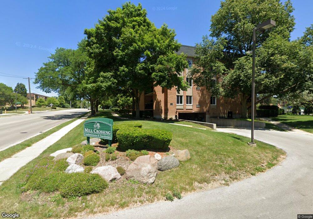 1026 N Mill St unit 10, Naperville, IL 60563 - photo 1