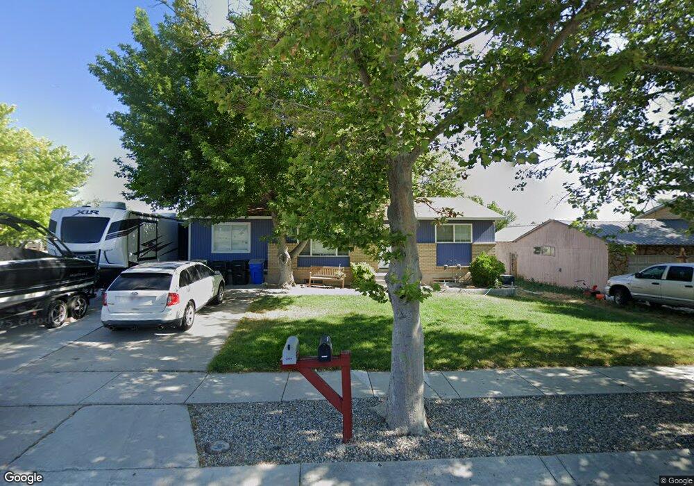 2436 Laguna Dr, West Jordan, UT 84088 - photo 1