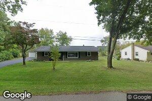 216 Lake Hills Dr, Concord, MI 49237