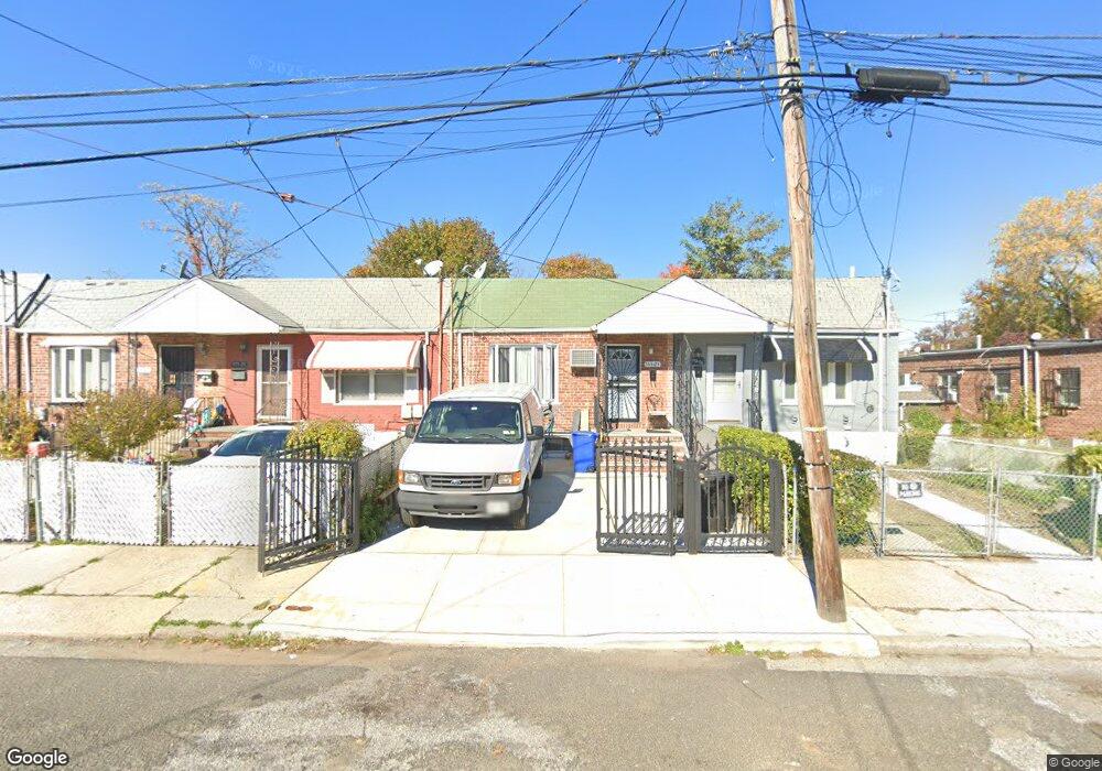 15323 112th Ave, Jamaica, NY 11433 - photo 1